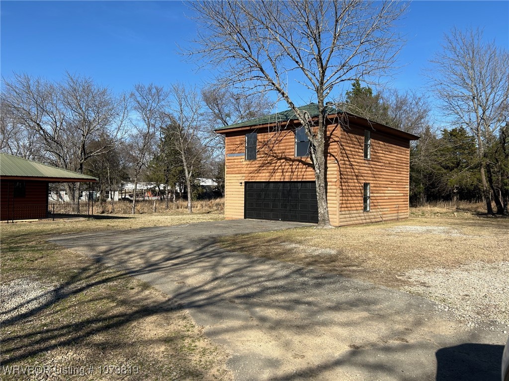 main property photo 14