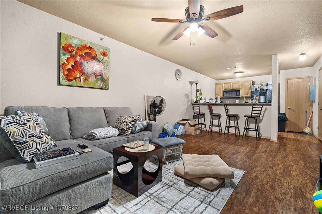 property viewer photo 1