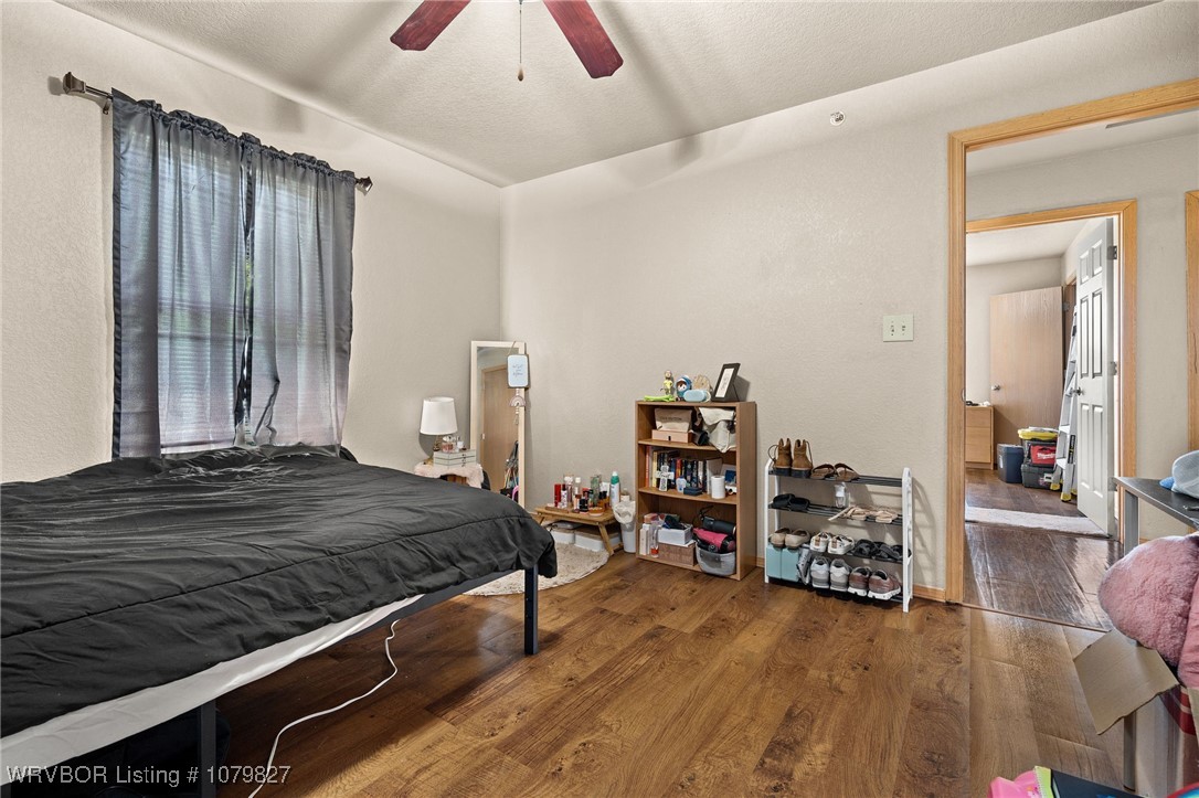property viewer photo 11