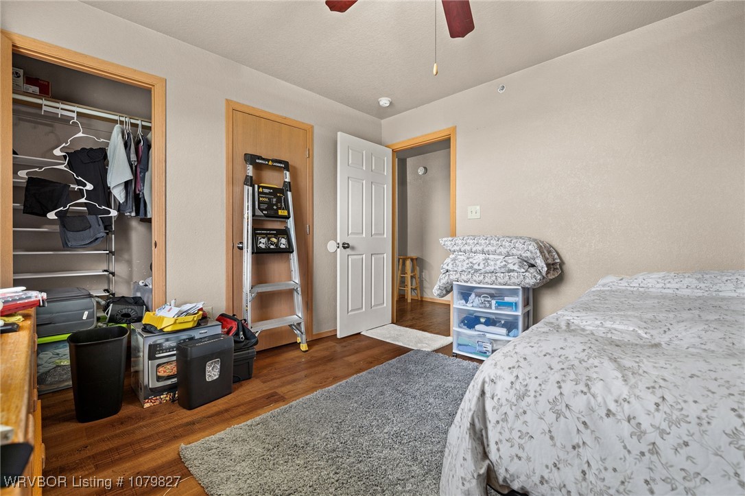 property viewer photo 15