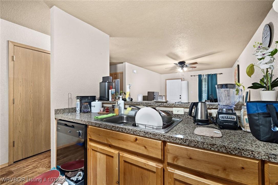 property viewer photo 7