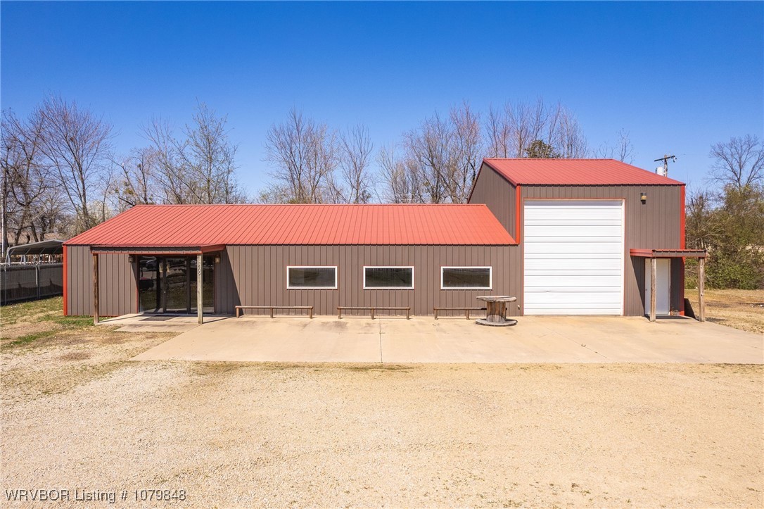 main property photo 0