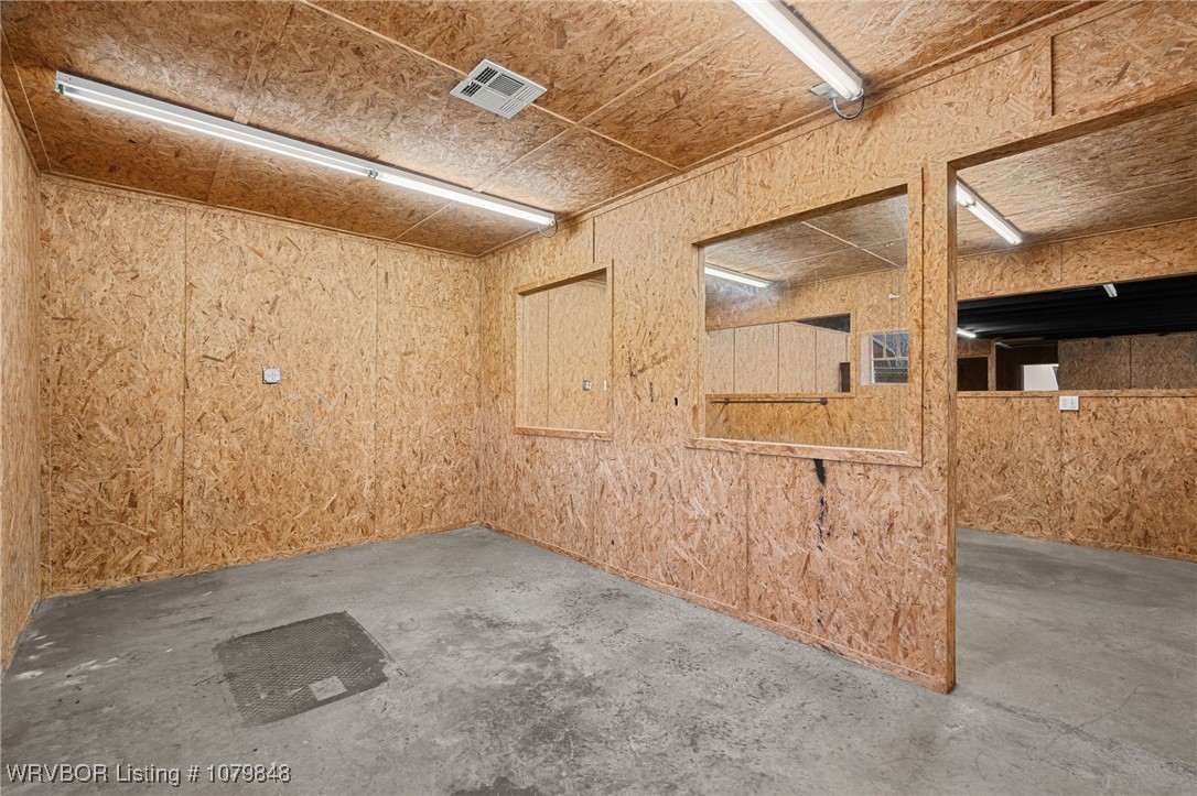 property viewer photo 9