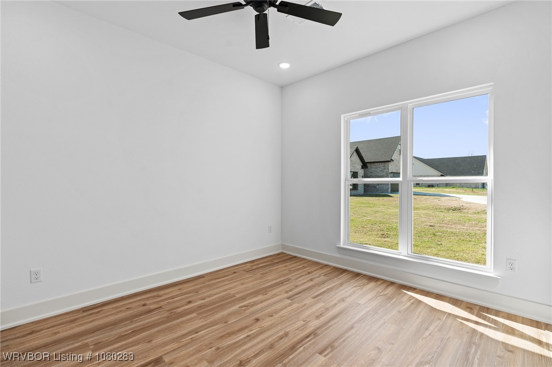 property viewer photo 14