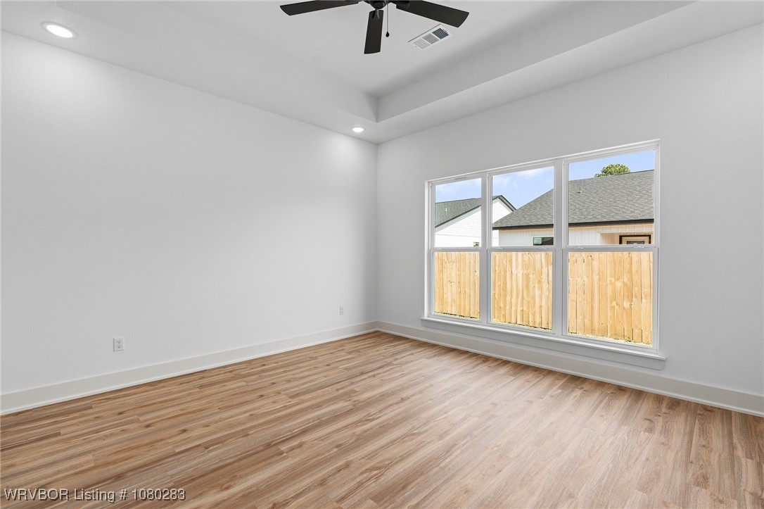 property viewer photo 19