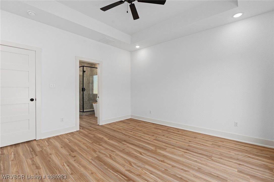 property viewer photo 20
