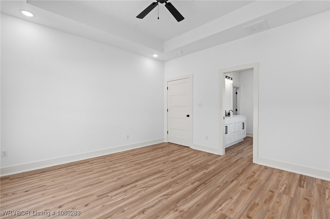 property viewer photo 21