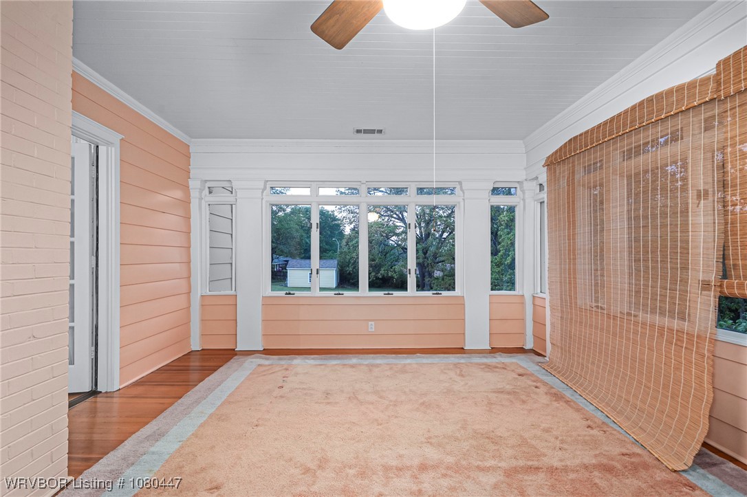 property viewer photo 12