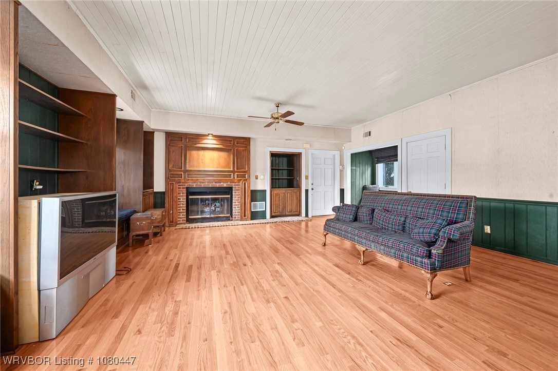 property viewer photo 14