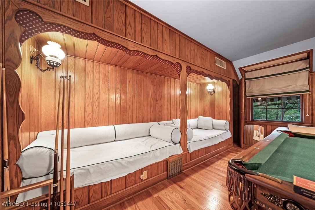property viewer photo 21
