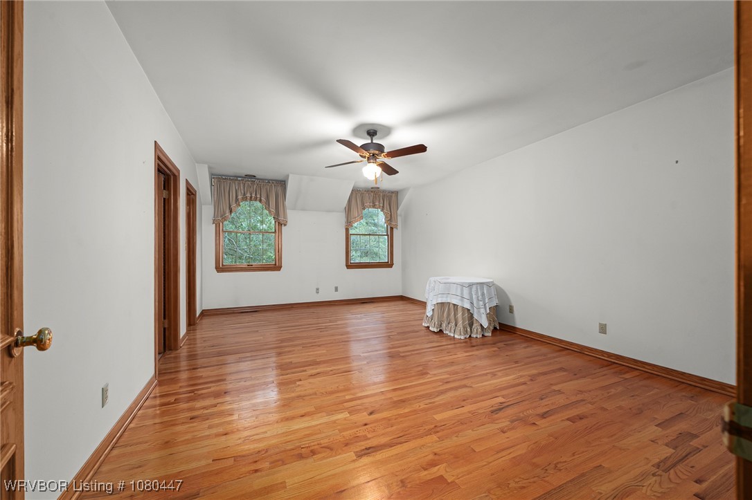 property viewer photo 28