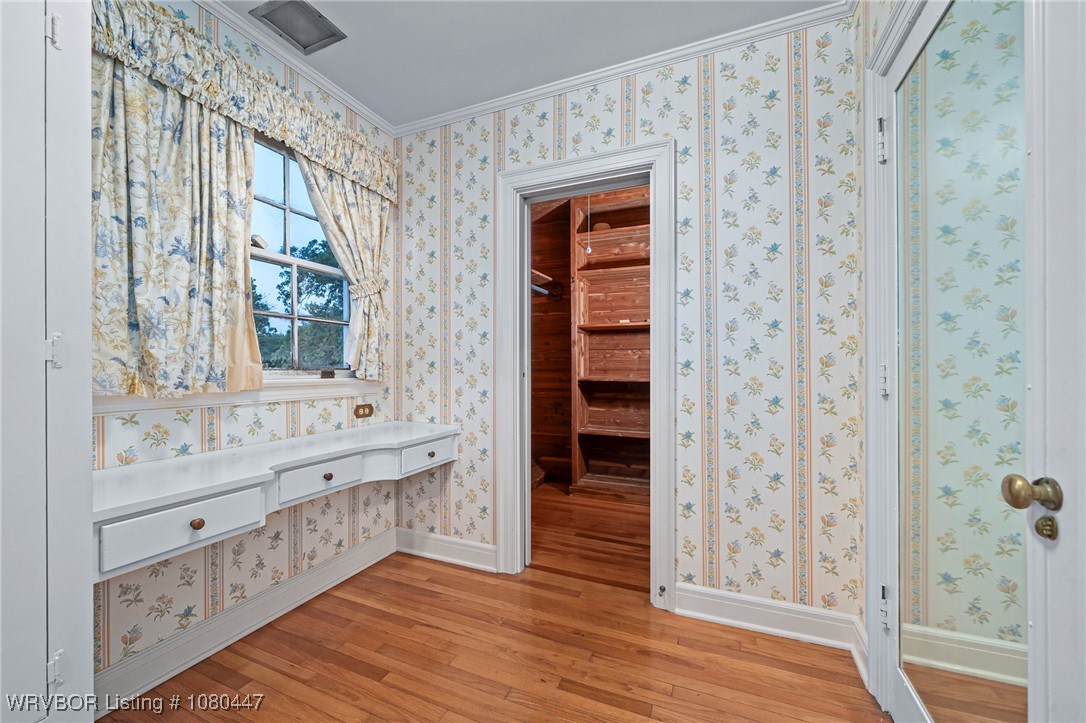 property viewer photo 9