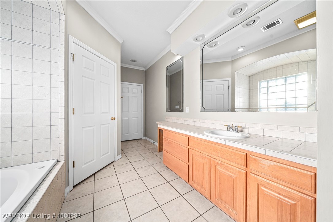 property viewer photo 18