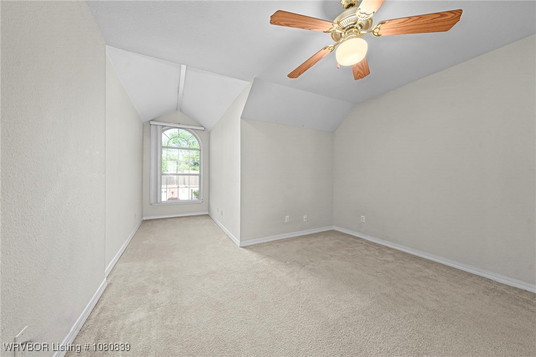 property viewer photo 24