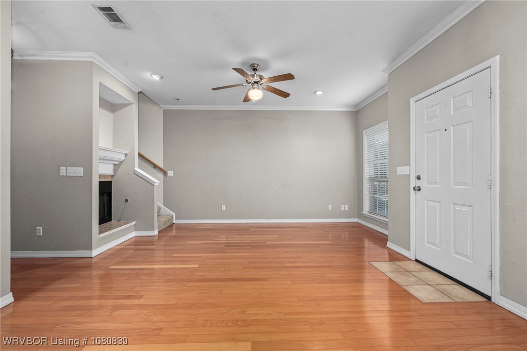 property viewer photo 7