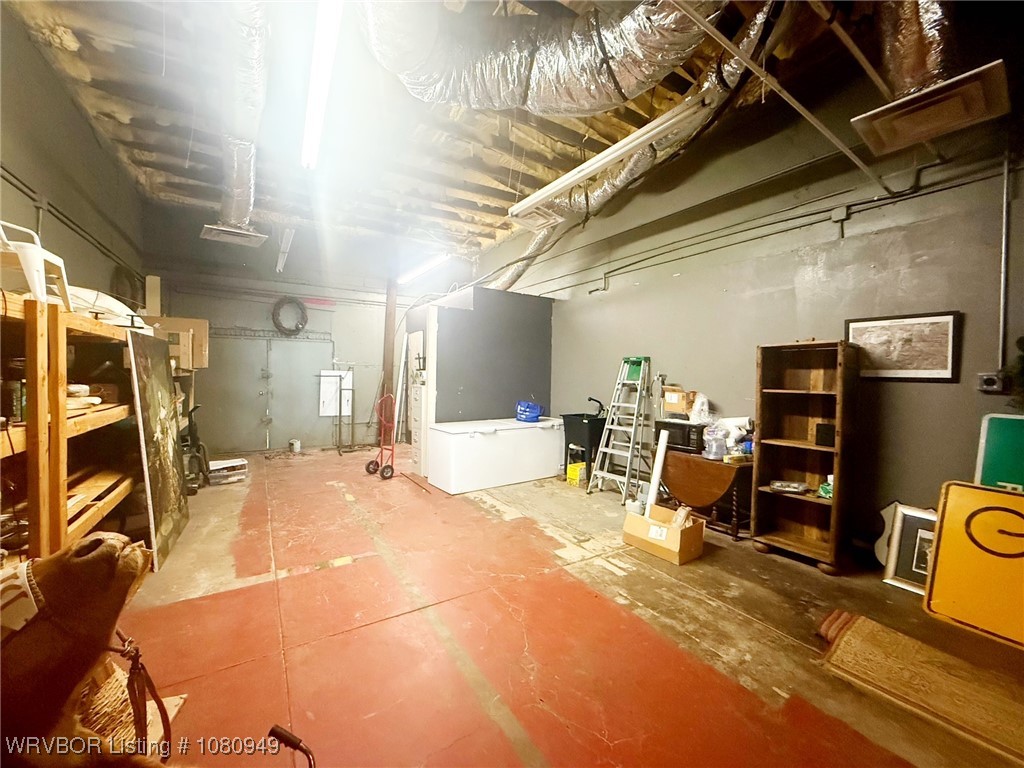 main property photo 12