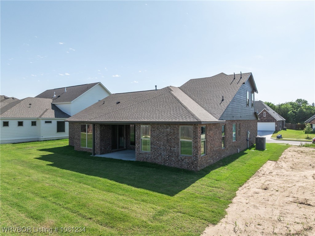 main property photo 4