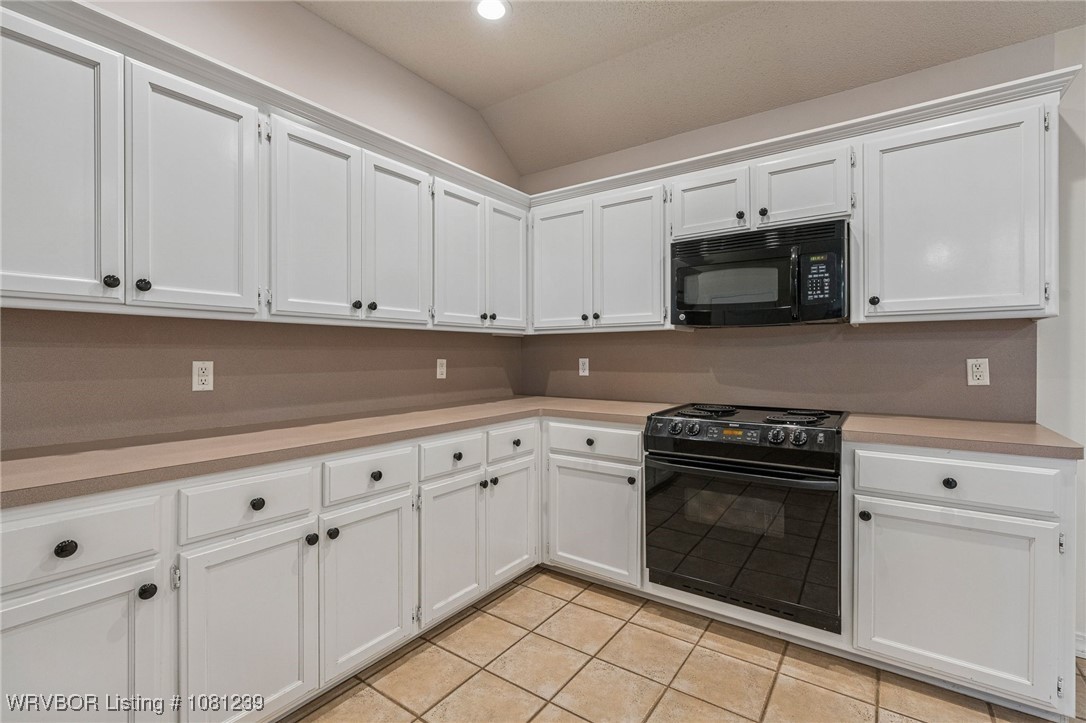 property viewer photo 19