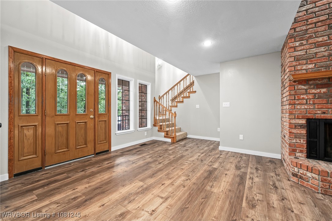 property viewer photo 16