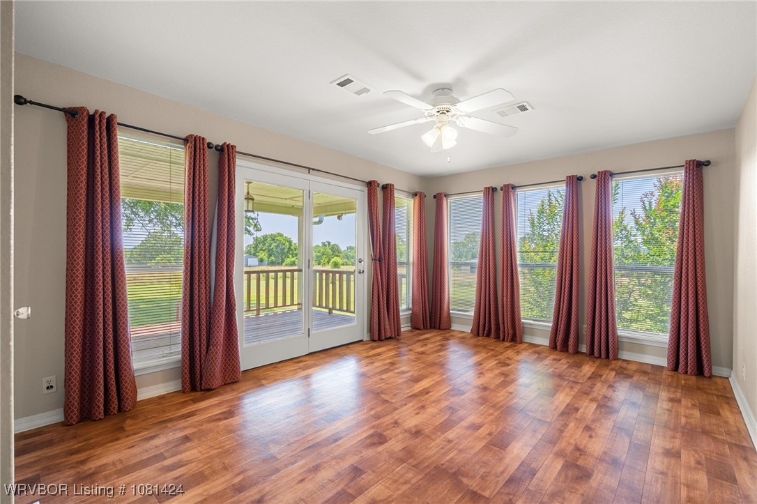 property viewer photo 38