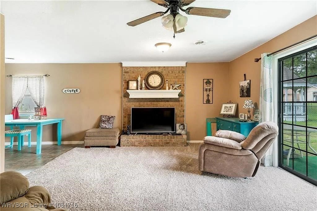 property viewer photo 4