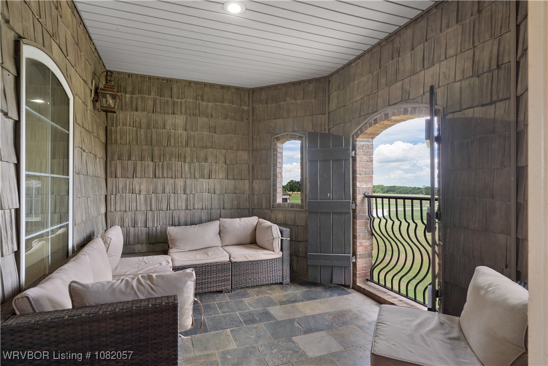 main property photo 29