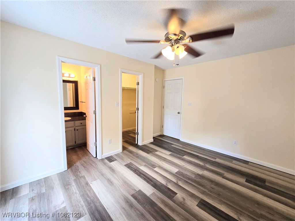 property viewer photo 12