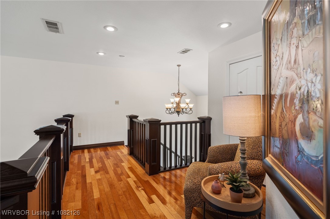 property viewer photo 24