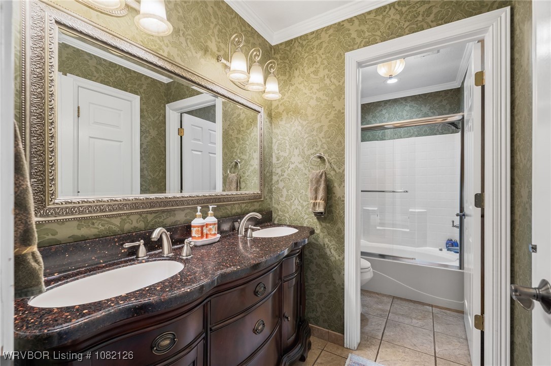 property viewer photo 30