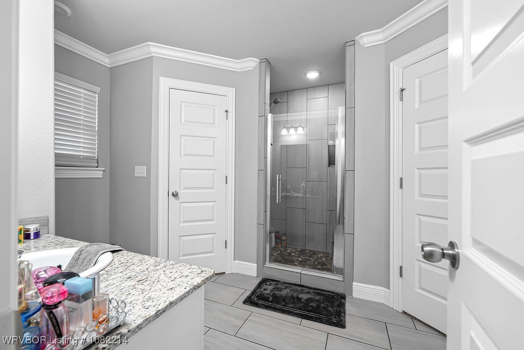 property viewer photo 16