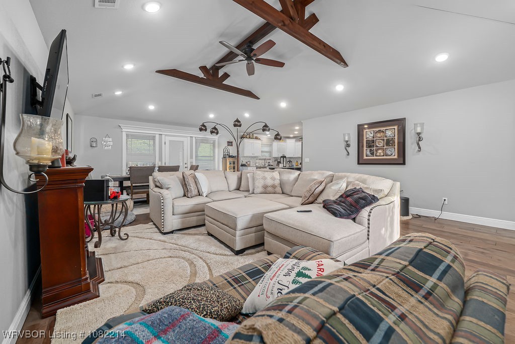 property viewer photo 6