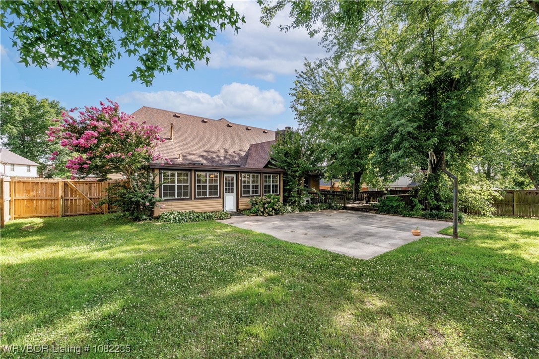 main property photo 27