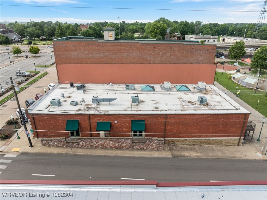 main property photo 8