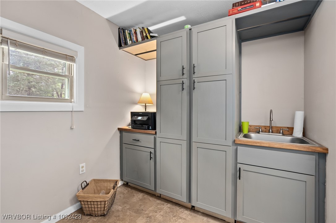 property viewer photo 5