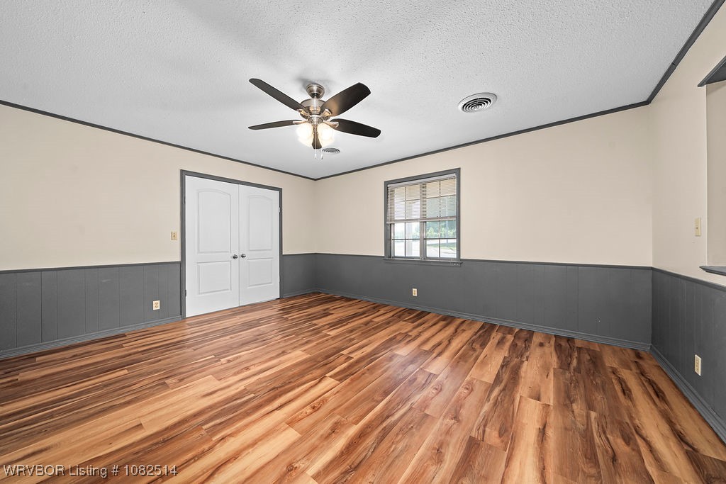 property viewer photo 23
