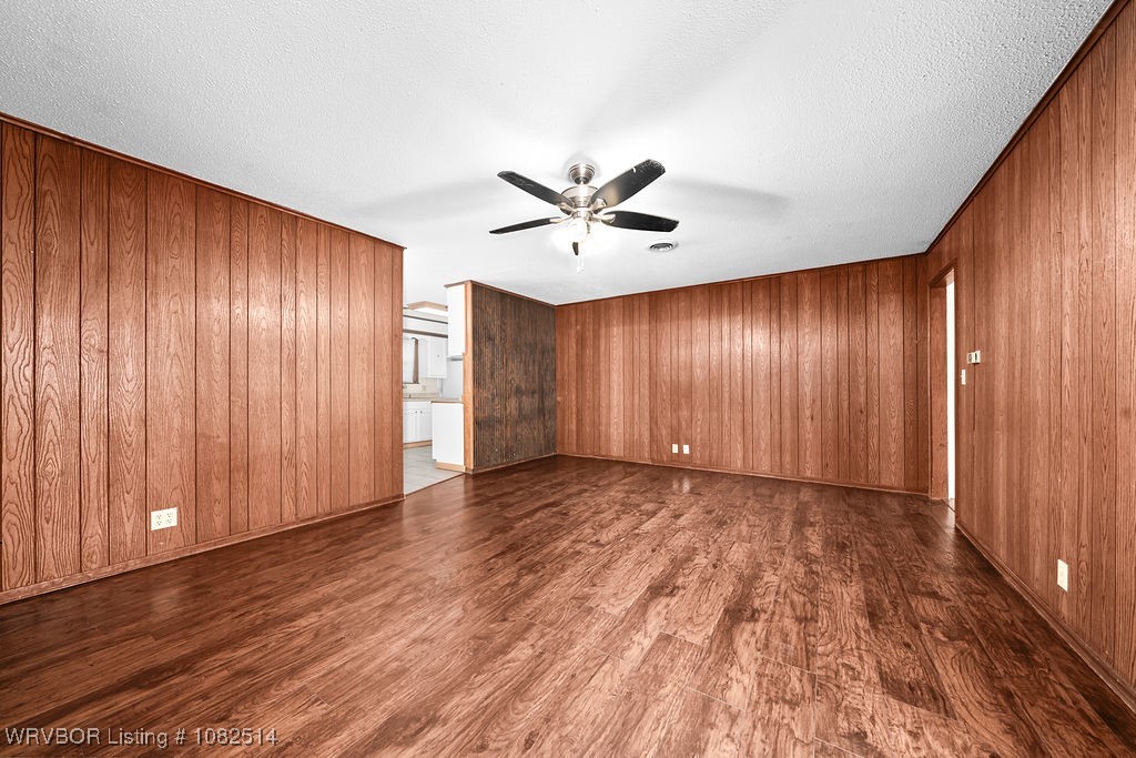 property viewer photo 36