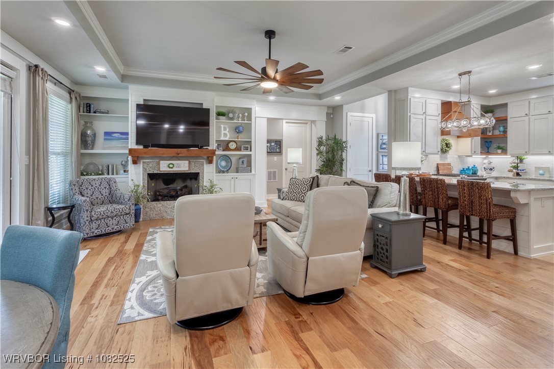 property viewer photo 9