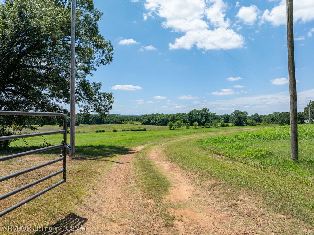 main property photo 7