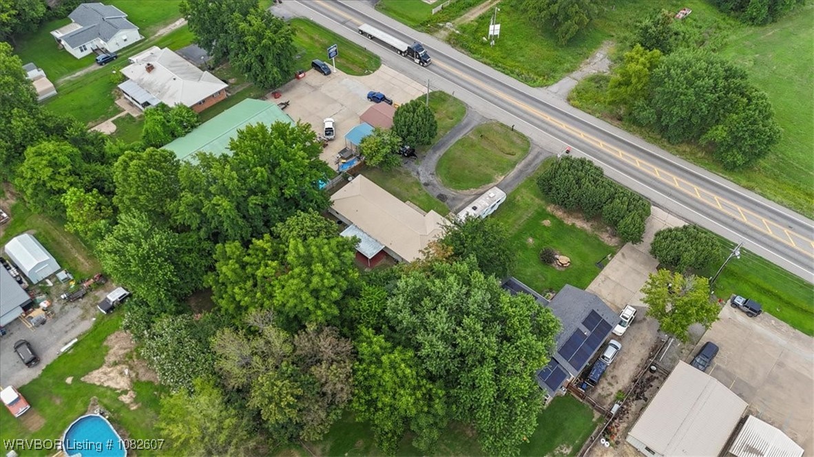 main property photo 34