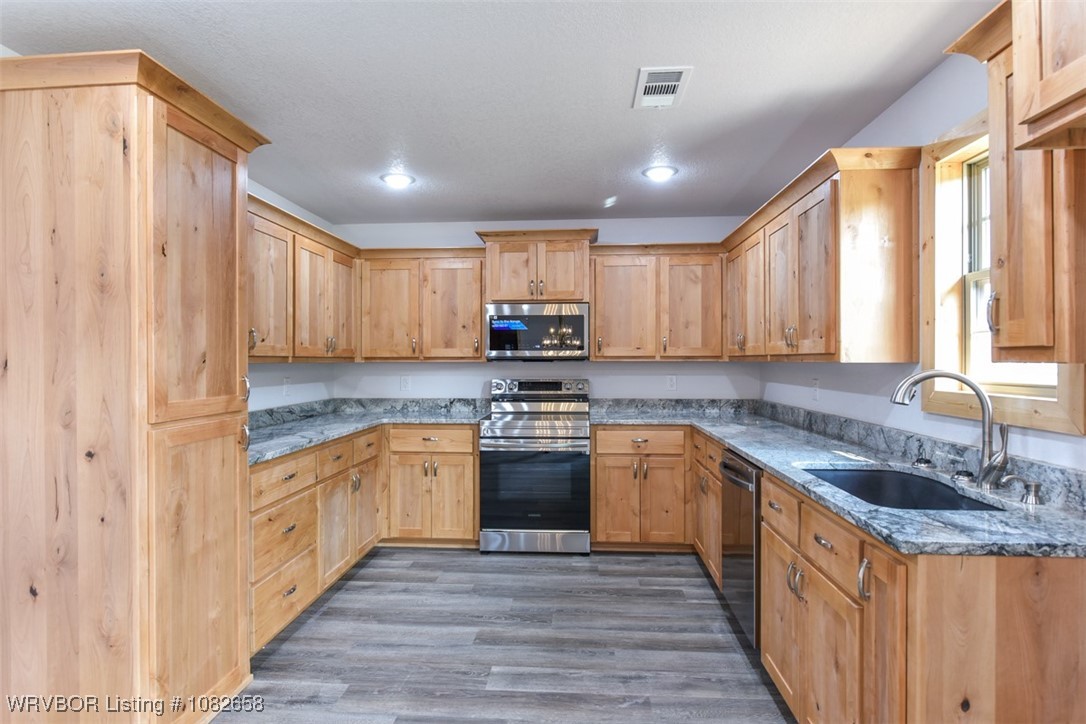 property viewer photo 11