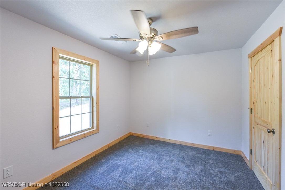 property viewer photo 16