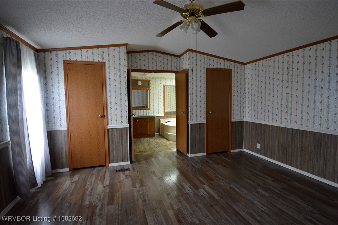property viewer photo 13