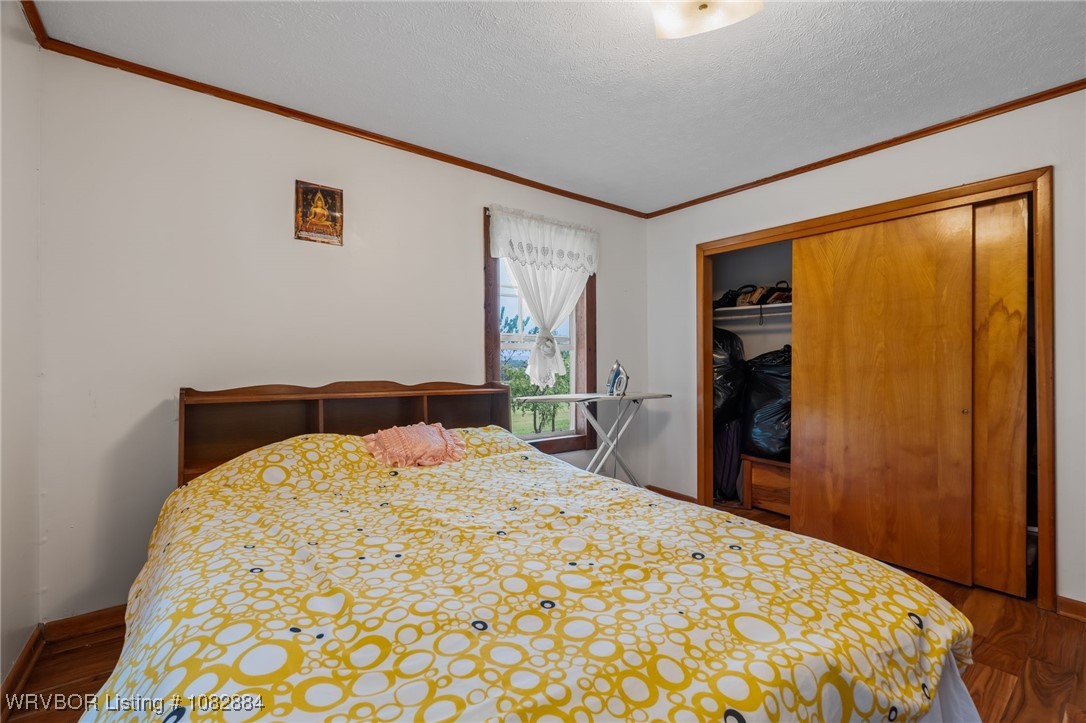property viewer photo 19