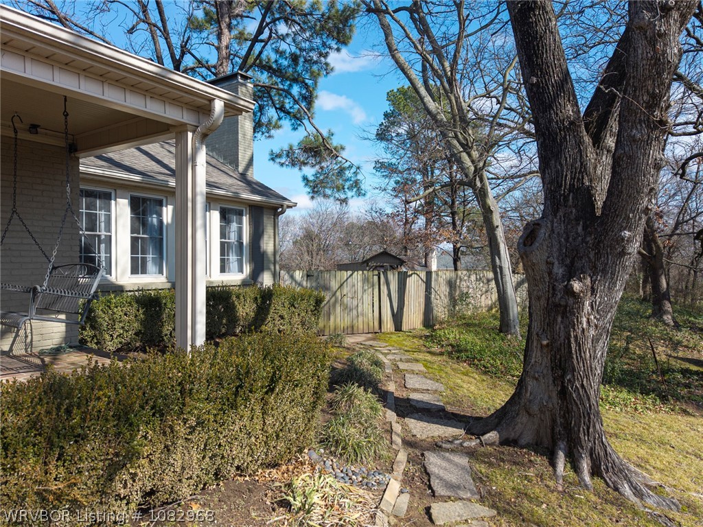 main property photo 10