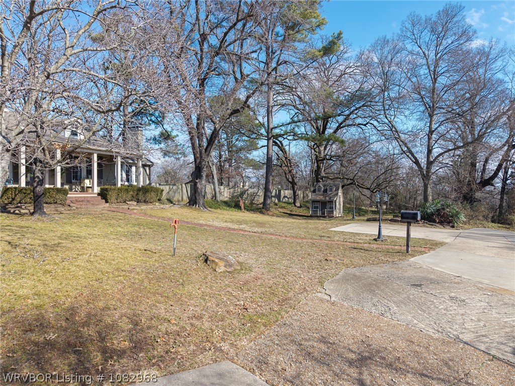 main property photo 7