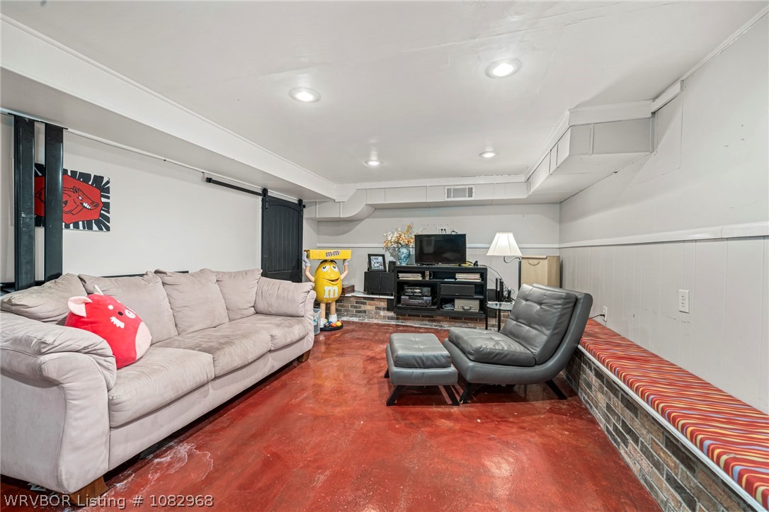 main property photo 70