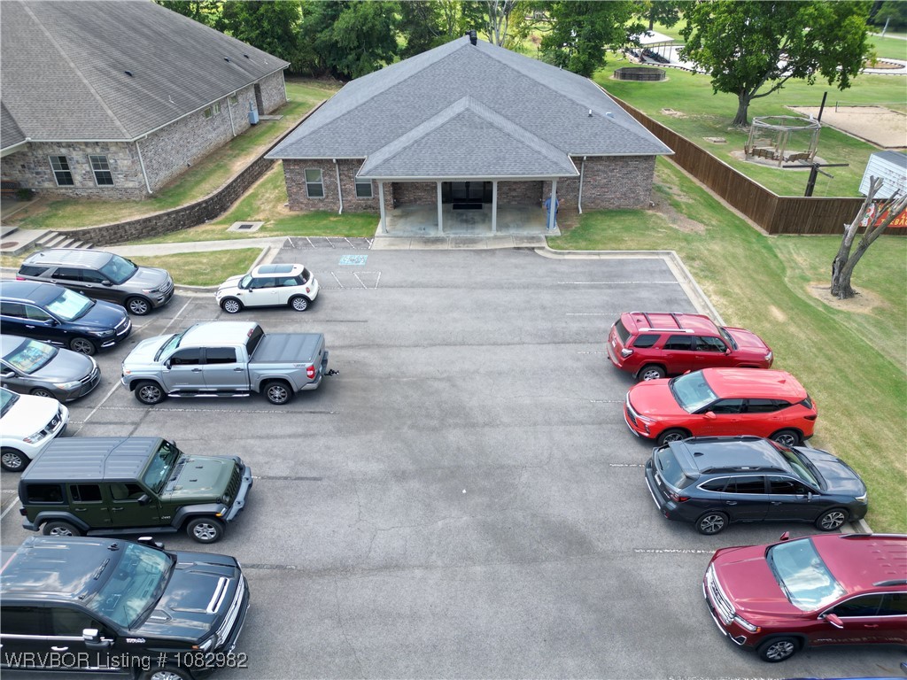 main property photo 10