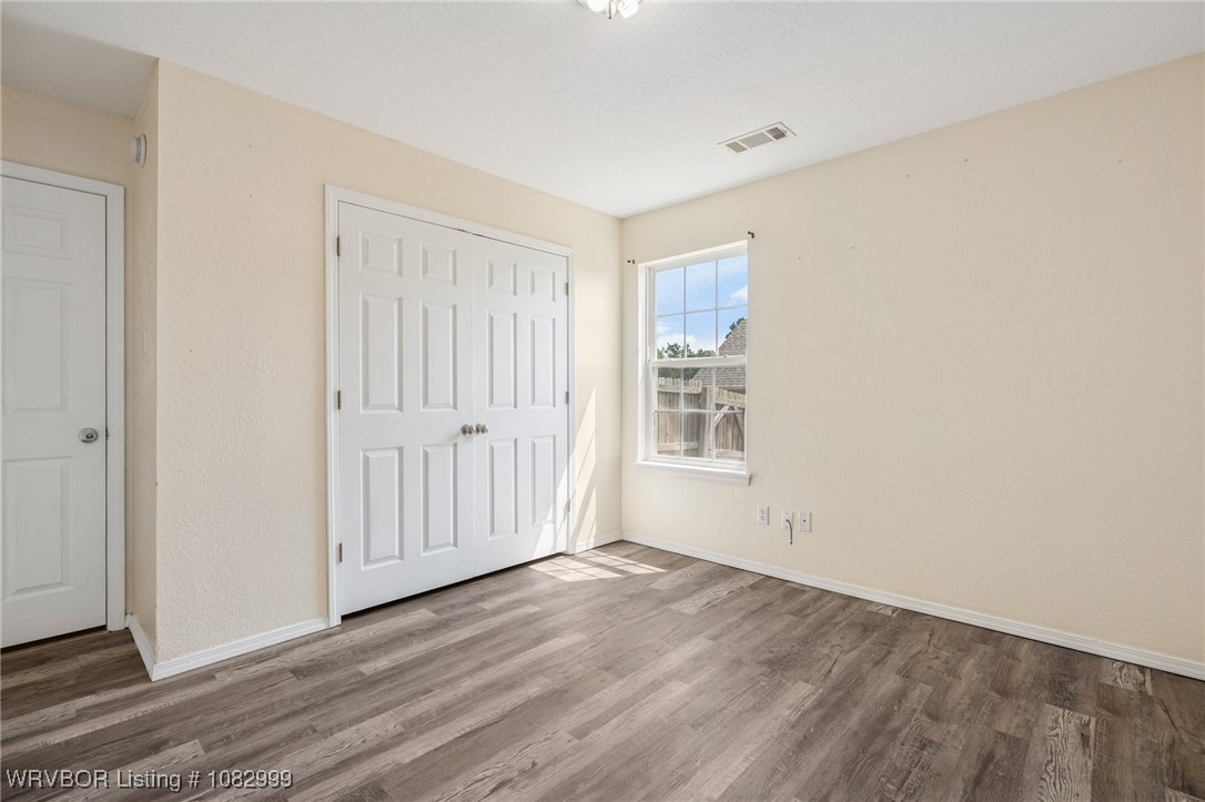 property viewer photo 17