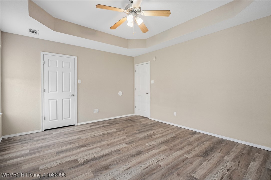 property viewer photo 23