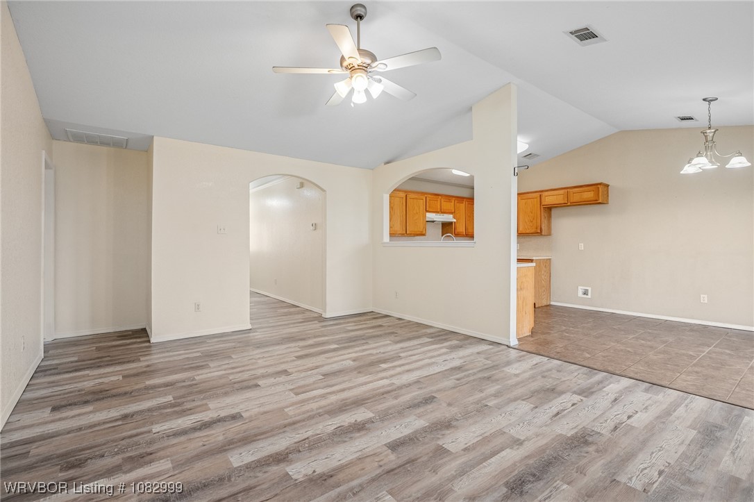 property viewer photo 8